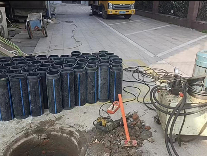 潭牛镇PE置换管厂家 DN315置换管 非开挖管短管置换